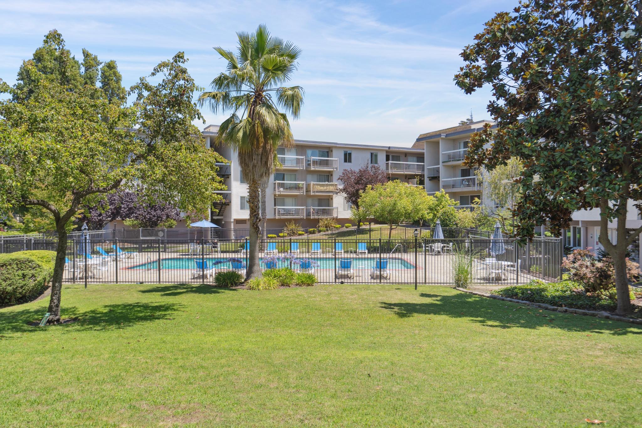 950 Shorepoint Ct, Alameda, California 94501, 1 Bedroom Bedrooms, ,1 BathroomBathrooms,Condo,Active Listings,Shorepoint,1394