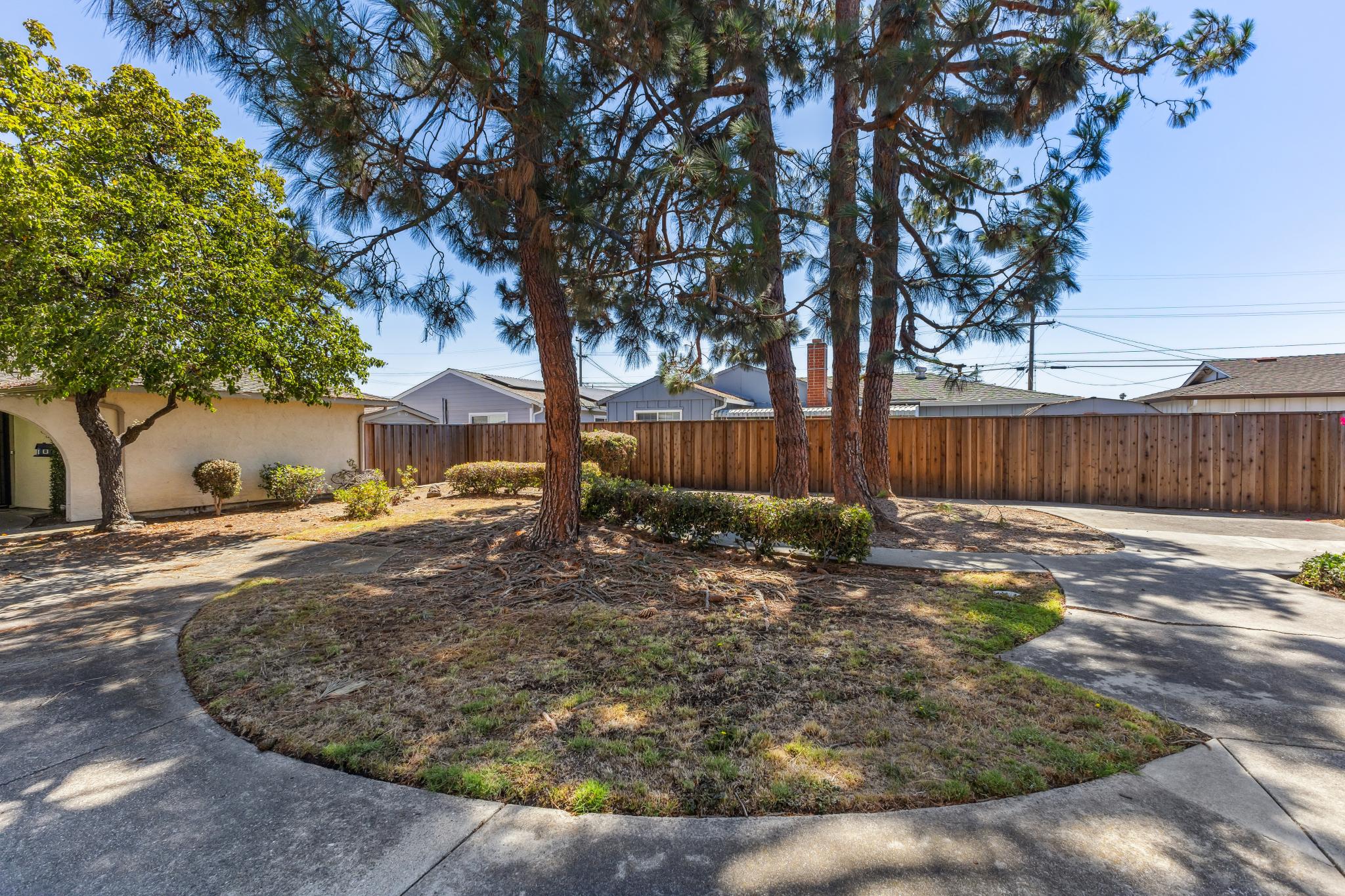 2378 Fairway Dr, San Leandro, California 94577, 3 Bedrooms Bedrooms, ,2.5 BathroomsBathrooms,Townhouse,Active Listings,Fairway,1399